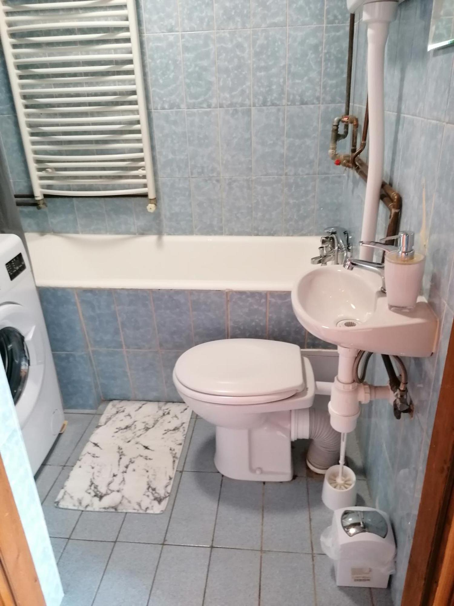 Cozy 1-Bdrm Apt In Dubec, Ideal For Work Or Study Sesvete Exterior photo